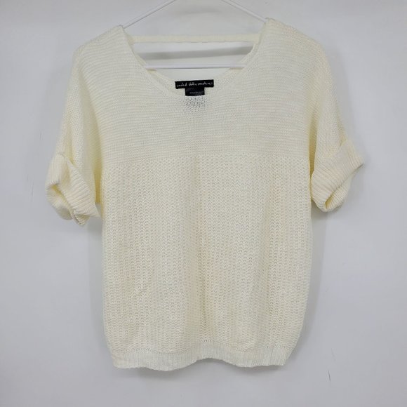 United States Sweaters Cream Short Sleeved Knit Sweater Top Small - Picture 1 of 7